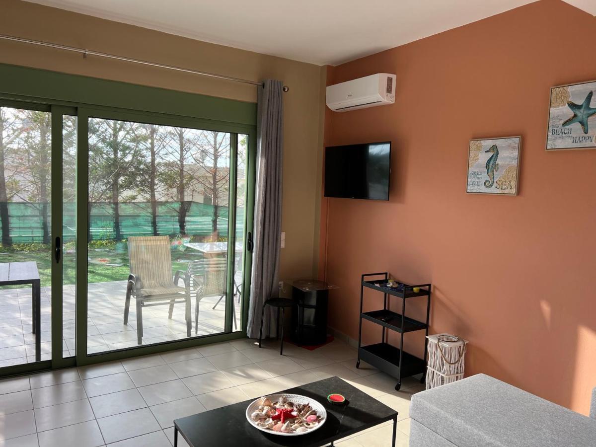 Kakovatos - Luxury Sea Apartment “Roberta” 66M2 Luaran gambar